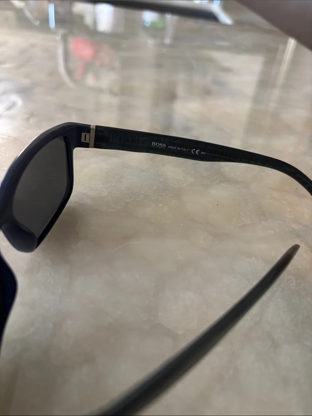 Hugo Boss Navy Blue Rectangular Men’s Sunglasses with Dark Lenses